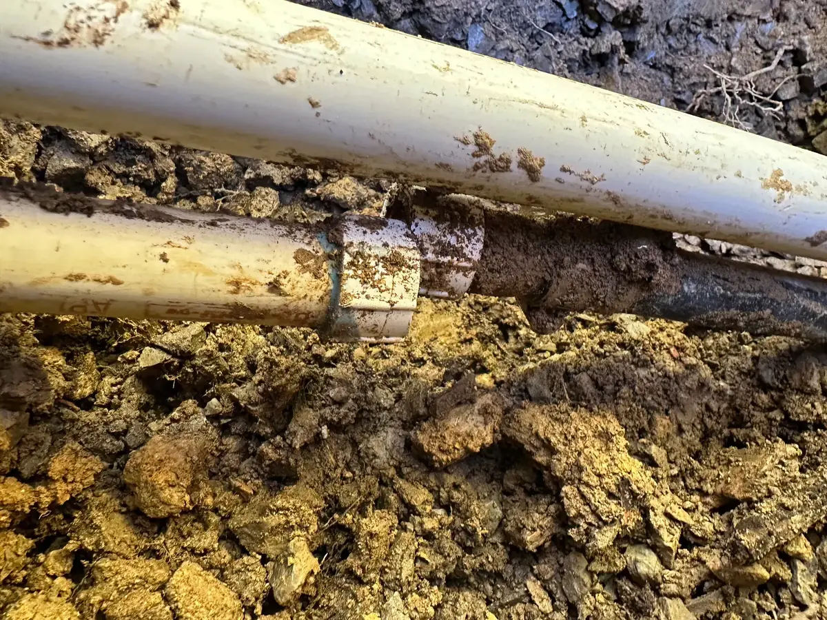 DespuésN/AFuga Subterránea, Sin Evidencia en Superficie, Encontrada con Gas Trazador