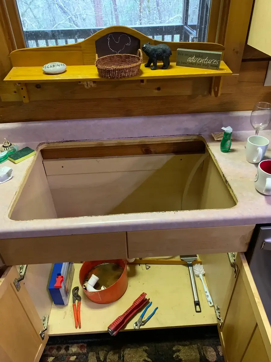 AntesN/AInstalación de Fregadero de Cocina